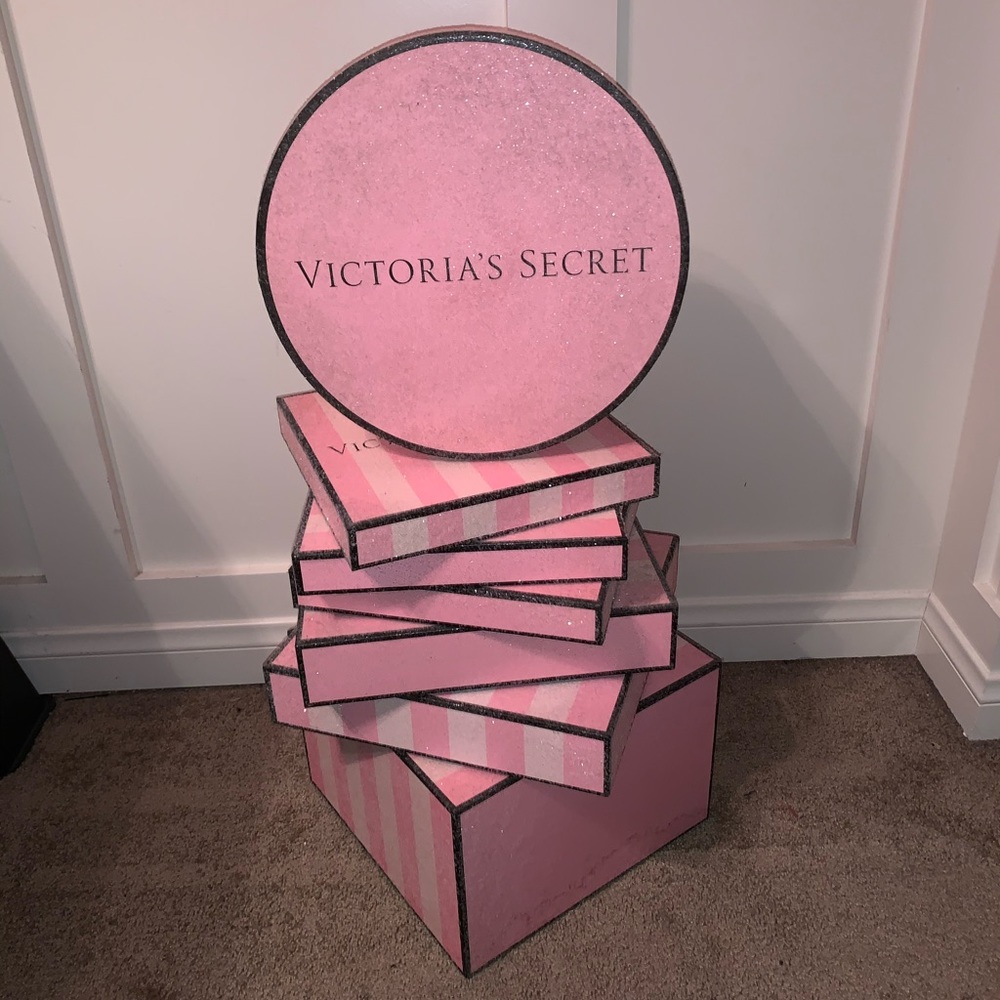Victoria Secrets Decretive Boxes - Picture 2 of 2